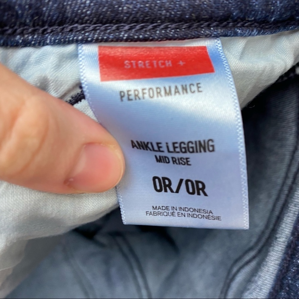 Express Performance Mid Rise Ankle Legging Jeans - Picture 6 of 7